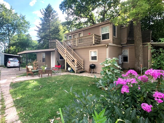 Photo - 1817 Spohn Ave Townhome