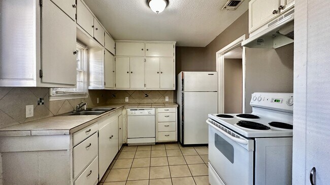 Photo - 3414 27th St