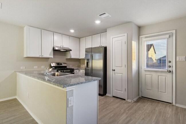 Photo - 10546 Varmus Dr