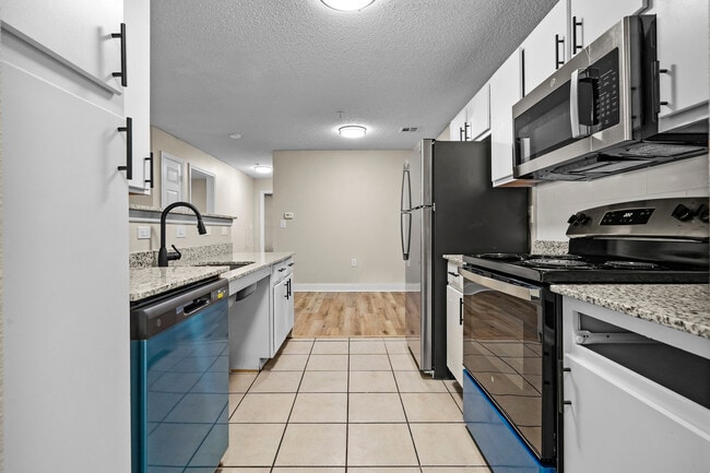 Valley Creek Apartments