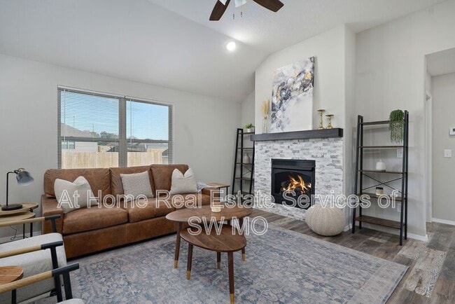 Photo - 528 S Evergreen Ave