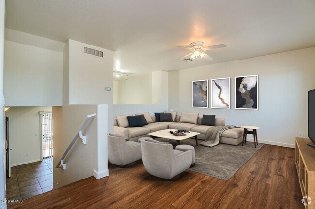 Building Photo - 305 S Wilson St Rental
