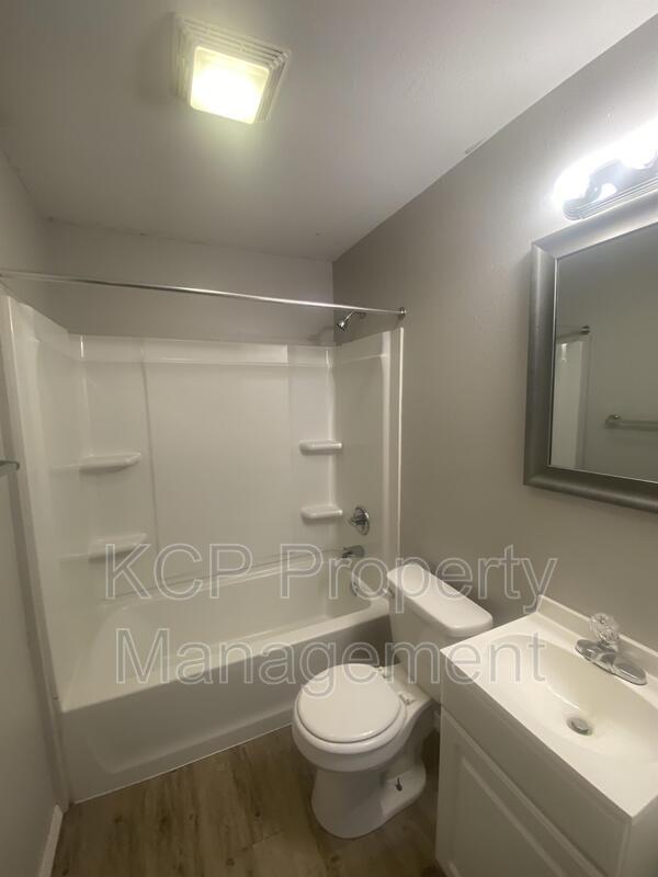 Photo - 115 N Albert Pike Ave