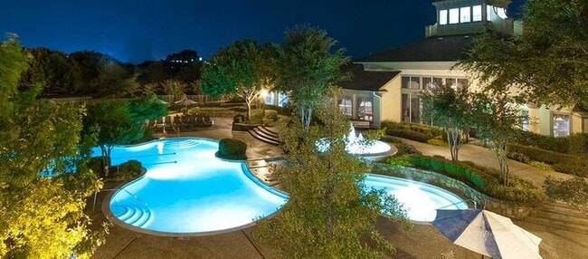 Photo - 2500 State Hwy 121 Unidad c1