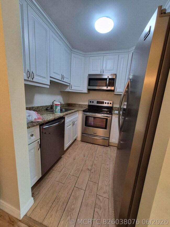 Photo - 27 Easthampton B