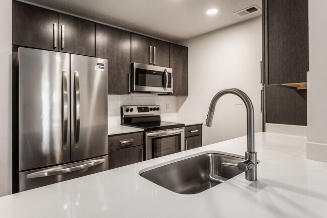 Latitudes Apartments