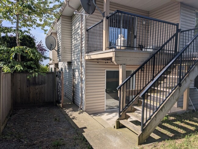 Photo - 31033 Upper MacLure Rd