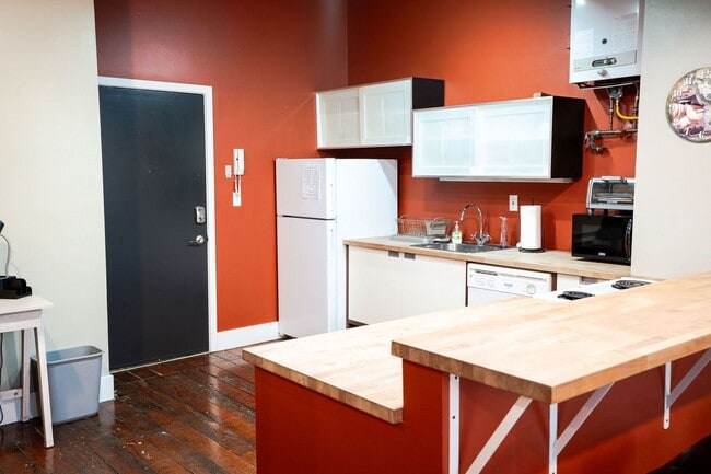 Photo - 422 1st St Unit #G