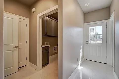 Photo - 616 Abadan Dr