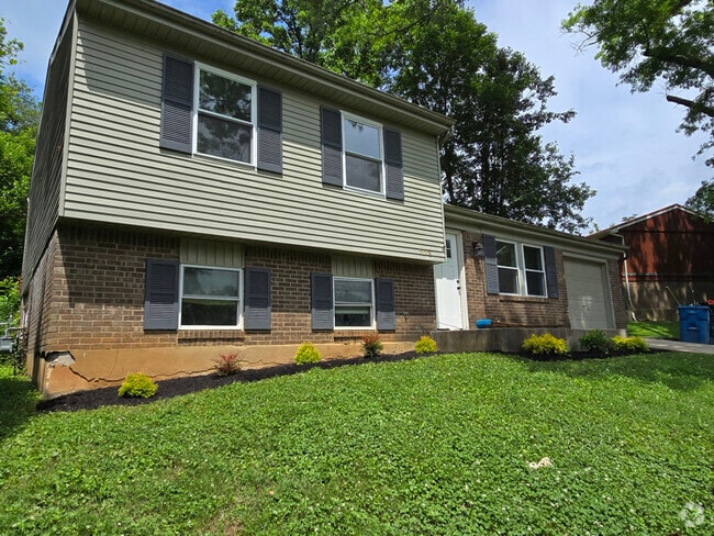 Building Photo - 9008 John Paul Ct Rental