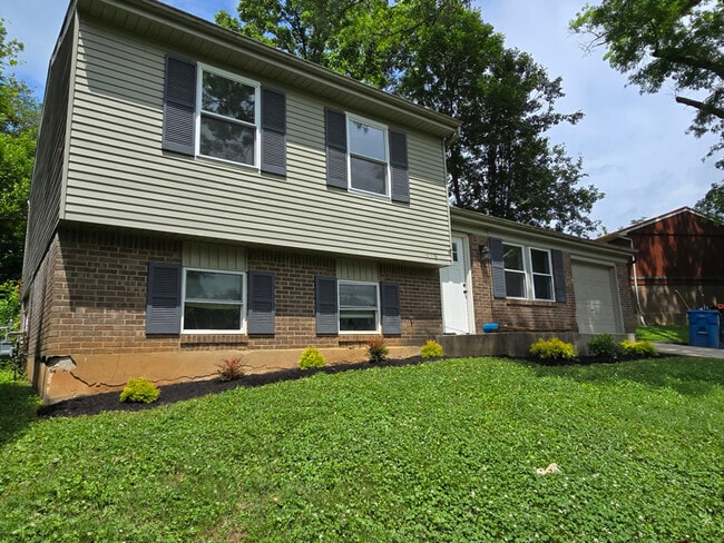 Building Photo - 9008 John Paul Ct Rental