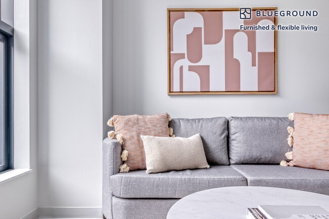 Photo - 808 W Van Buren St Unit FL6-ID532