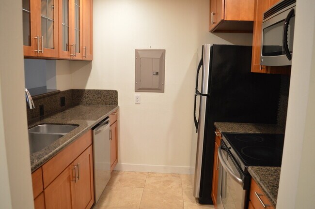 Photo - 6401 Lake Washington Blvd NE Unit #303