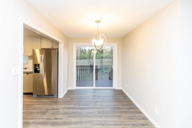 Photo - 1400 Hunt Ct