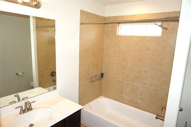 Building Photo - 13415 Nigh Way