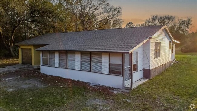 Building Photo - 1051 Hawthorn St Rental