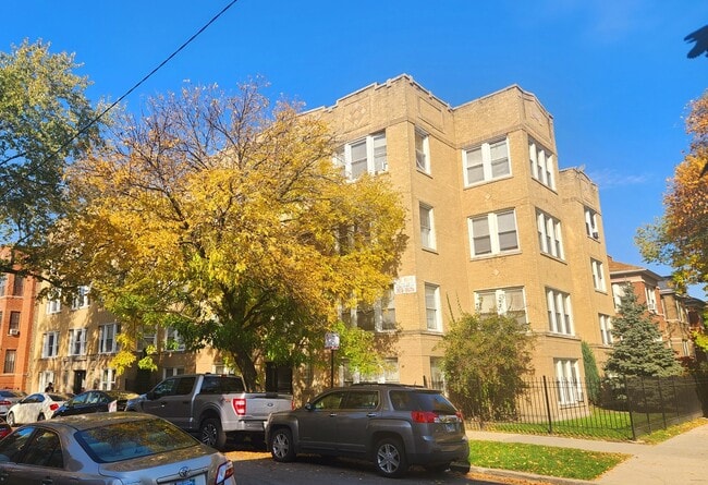 Photo - 3036 W Leland Ave Apartment Unit 2