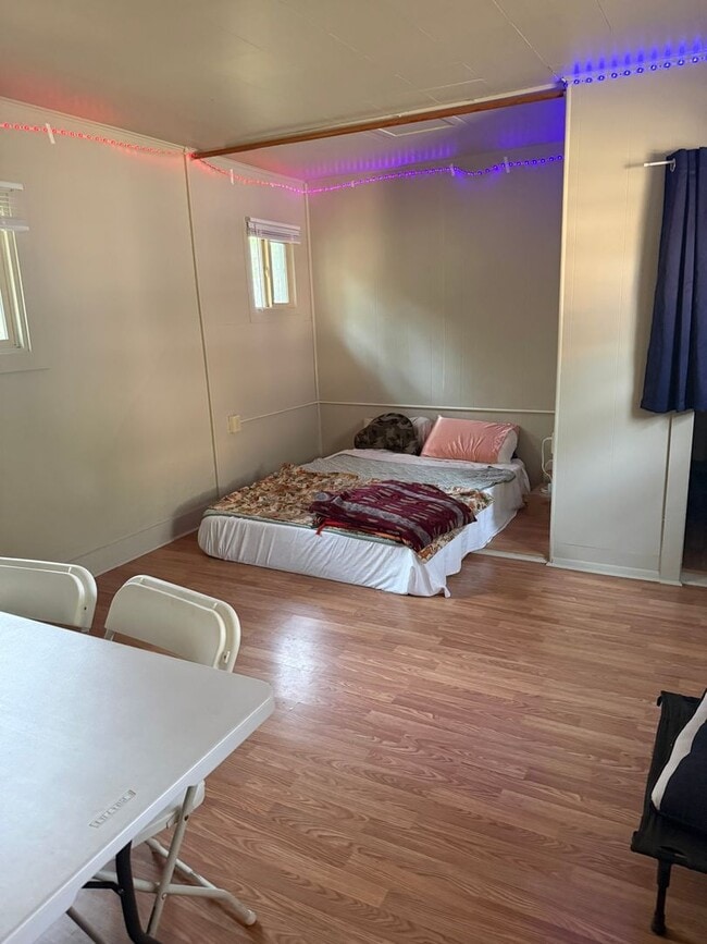 Photo - Carolynn's Tri Plex Unit #1