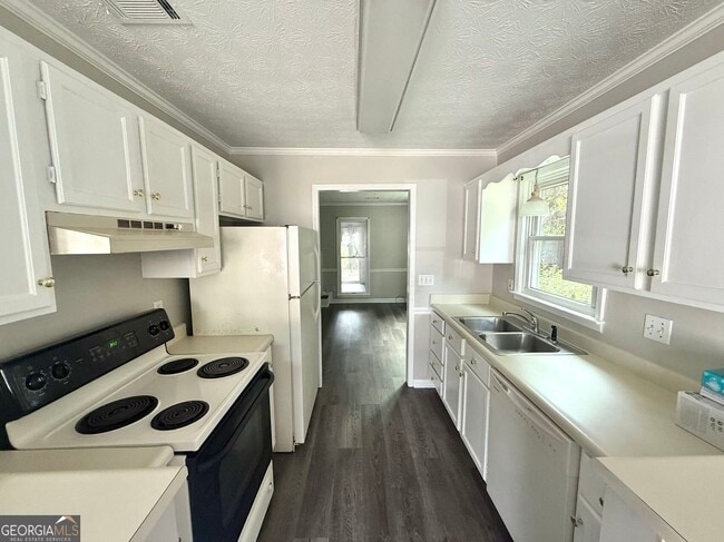 Photo - 2949 Governors Ct