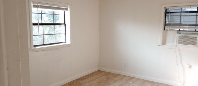 Photo - 2319 S Brock Dr