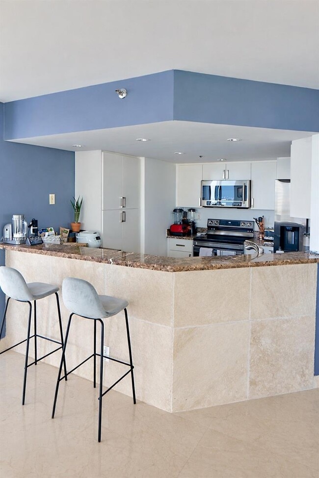 Photo - 1717 N Bayshore Dr Unit 3334