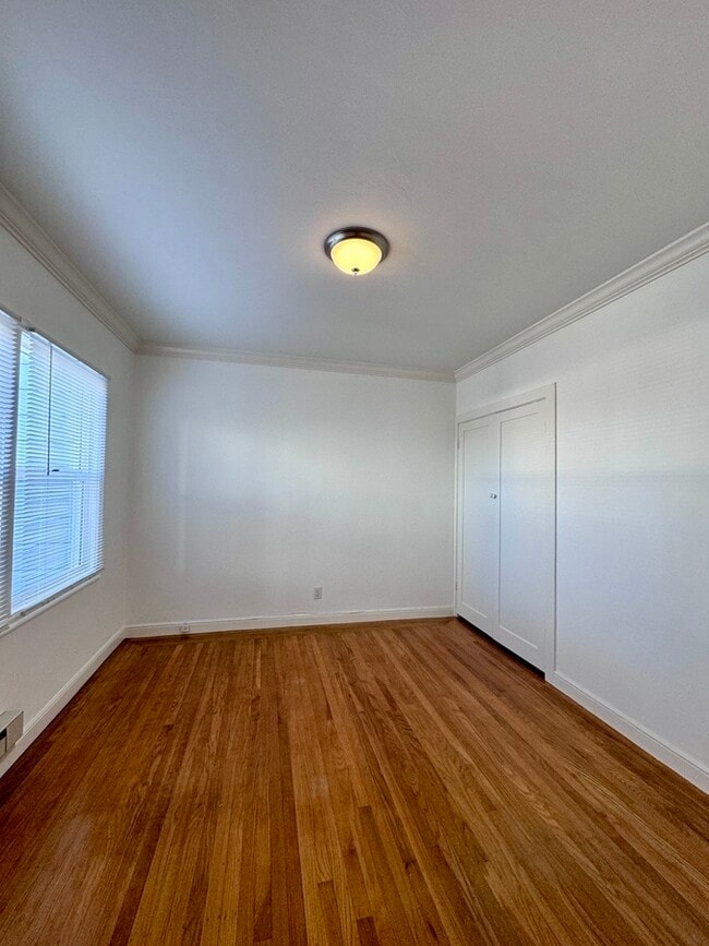 COMING SOON 2BR IN COW HOLLOW!