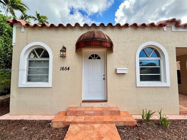 Photo - 1654 SW 14th Terrace