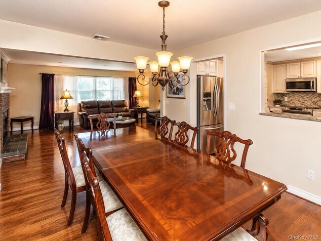 Photo - 10 Roe Cir