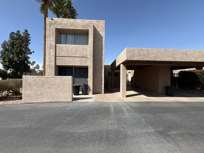 Photo - Furnished short term rental in highly desi...
