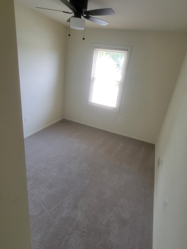 5035 Berwyn Rd