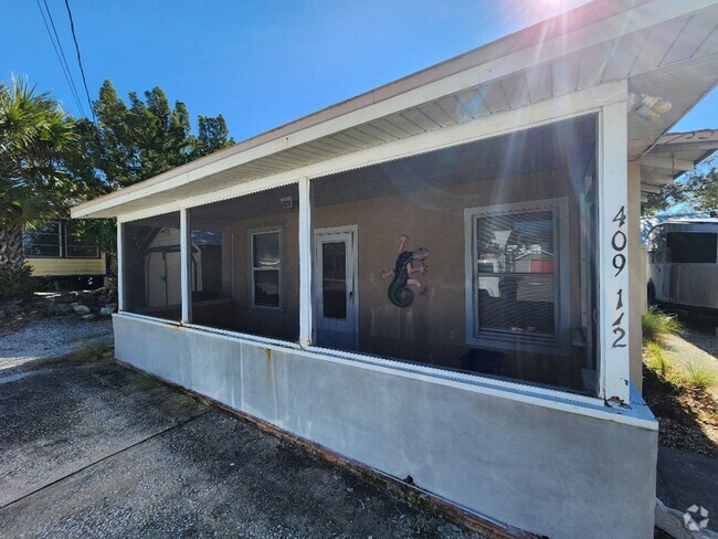 Building Photo - North Beach Bungalow Rental