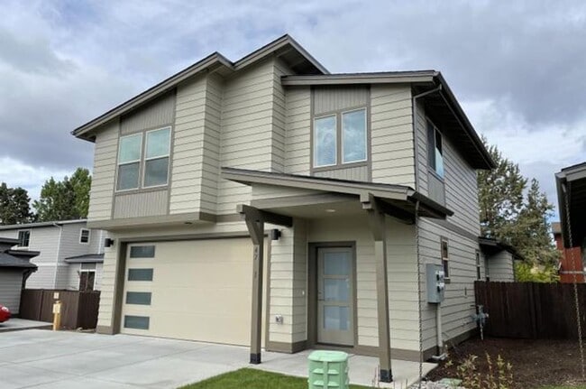 Building Photo - Beautiful 3-Bedroom, 2-Bath Home in La Pin...