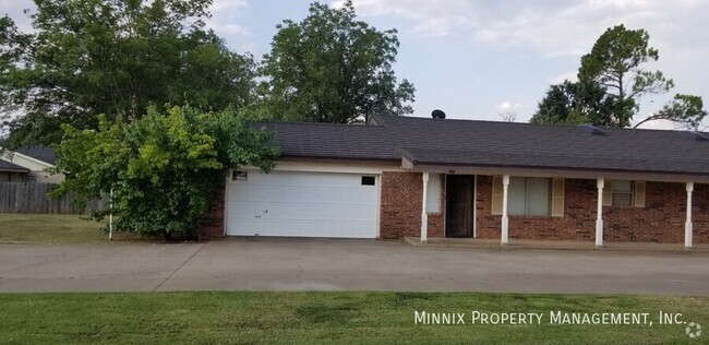 Building Photo - 1005 Itasca St Rental