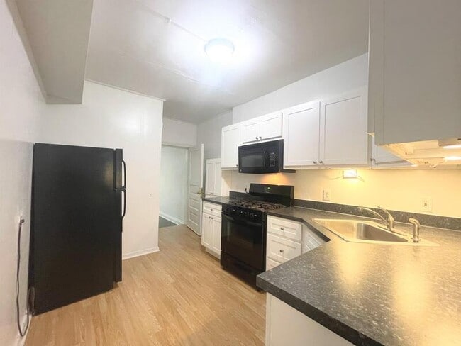 Photo - 2309 Bellevue Ave Unit 2