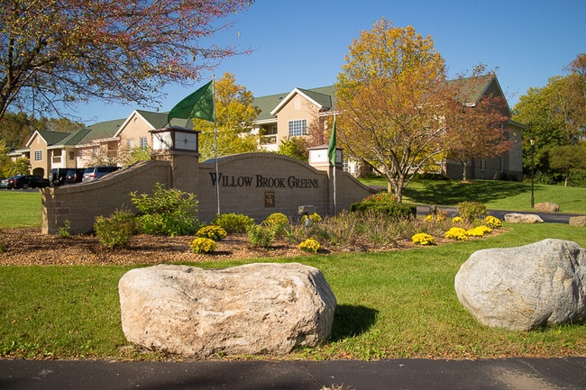 Willow Brook Greens Apartments - Willow Brook Greens Apartments