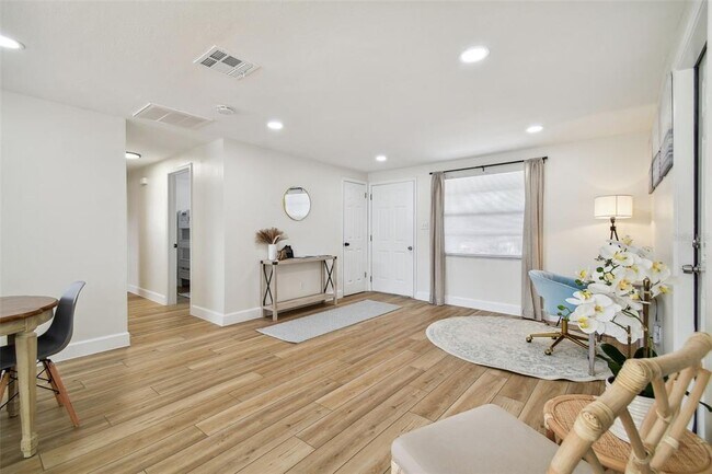 Photo - 1411 Coppertree Dr