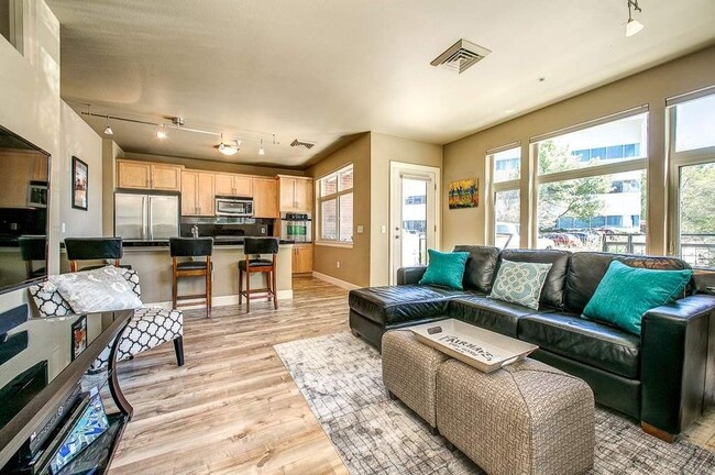 Photo - 406 S 13th St Unit 101