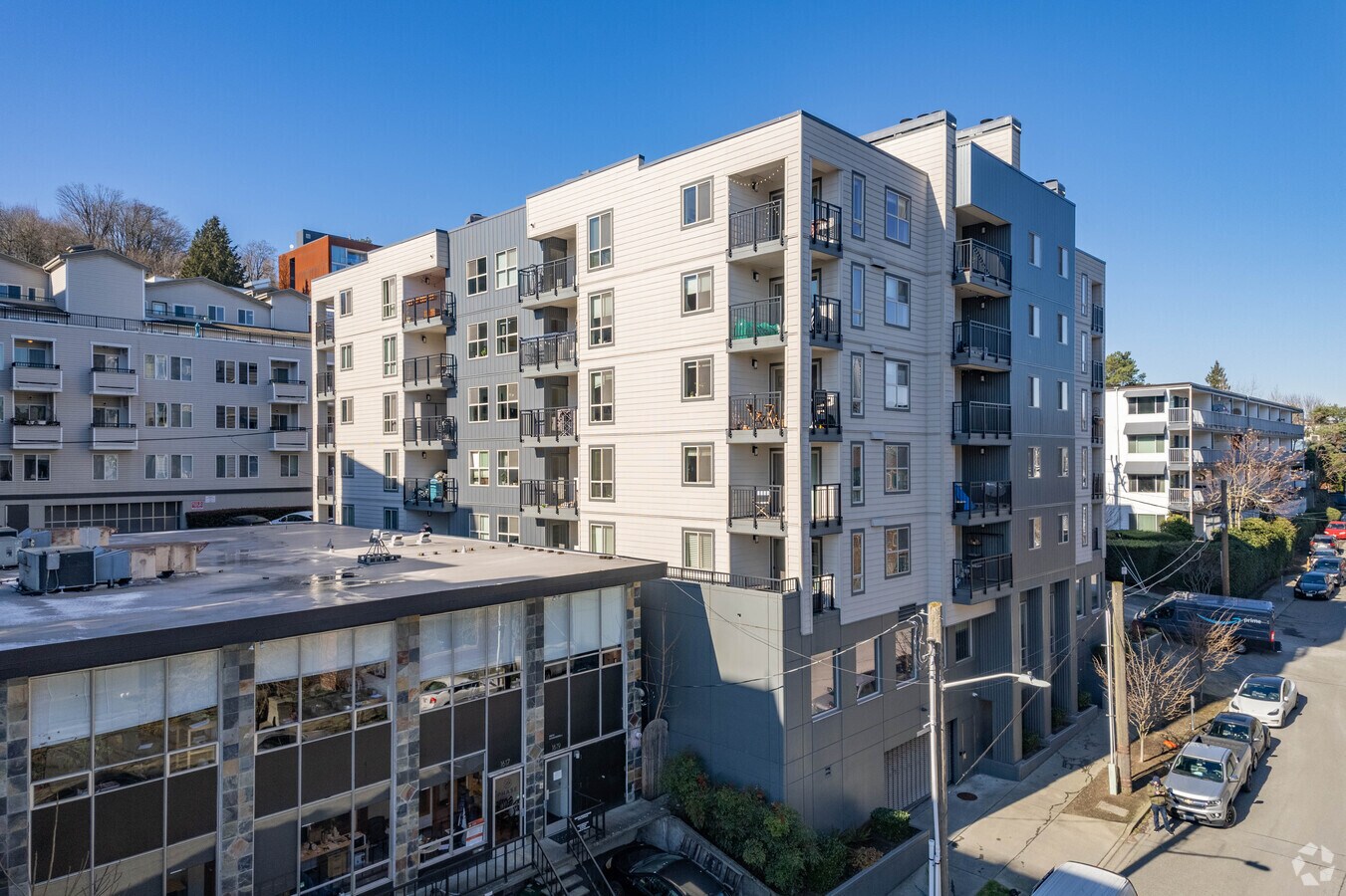 Exterior - Hayes Court Apartments