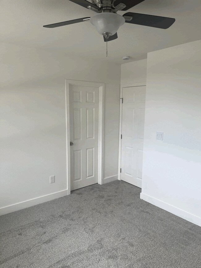 Master Bedroom - 31 Baldwin St