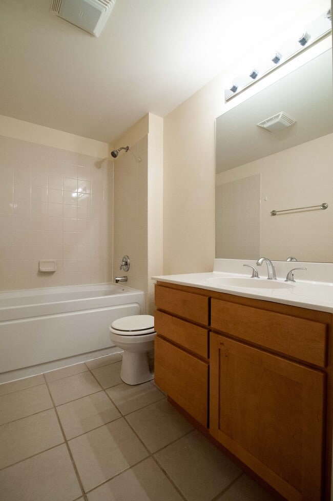 Photo - 238 E Irving Park Rd