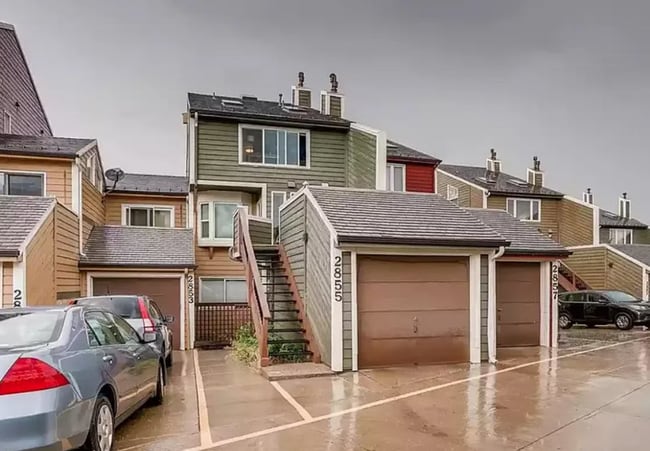 Building Photo - AMAZING LOCATION 3 Bed 2.5 Bath Townhome in Boulder near Campus
