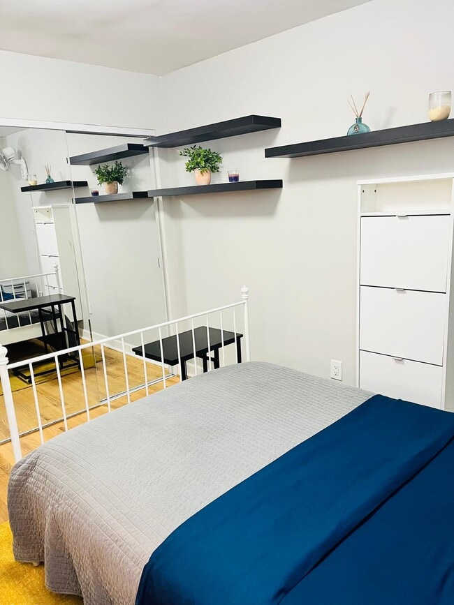 Photo - 4711 Sargent Rd NE