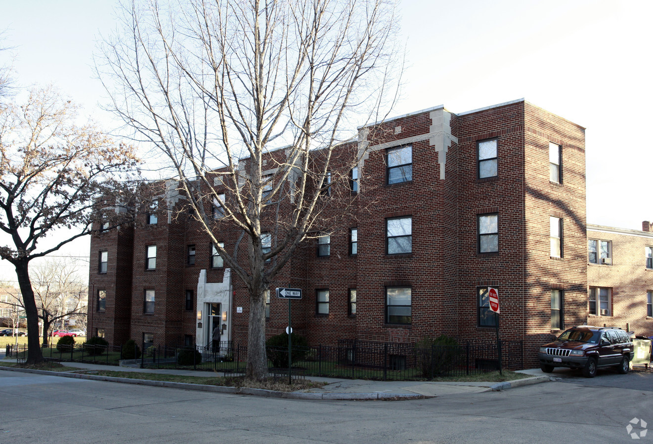 Photo - Concord Manor Apartments