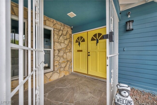 Photo - 1601 Eaton Dr