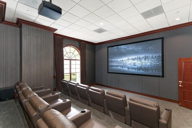 Photo - 195 14th St NE