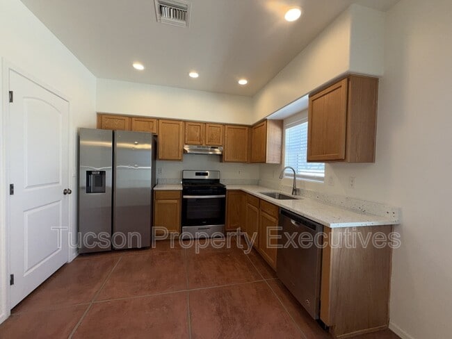 Photo - 324 W 23rd St