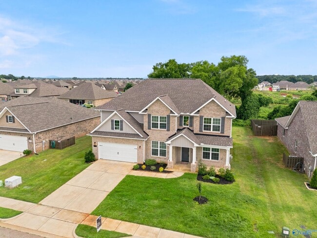 Photo - 175 Slade Thomas Dr