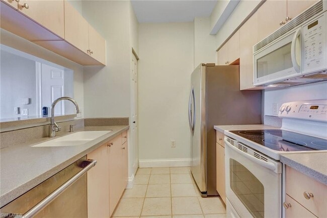 Photo - 1180 Reserve Way Unit 302