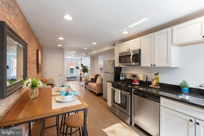 Photo - Amazing location close to all that Station...