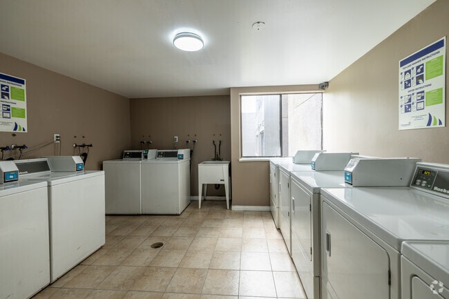 Laundry Facilities - Pacific Park Apartments